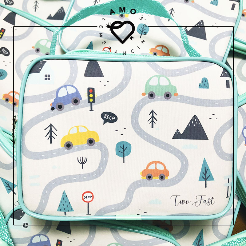 1 amo-lembrancinhas-personalizadas-infantis-brinde-frasqueira-carros-vintage-