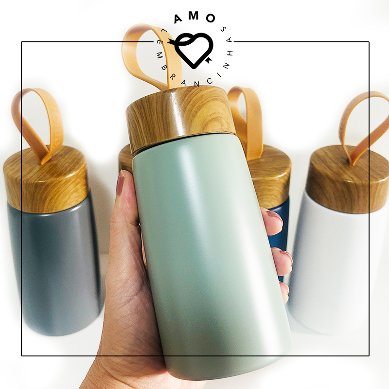 1 amo-lembrancinhas-personalizadas-infantis-brinde-corporativo-Mini - Garrafa - termica - inox 250 ml -alça -bambu -