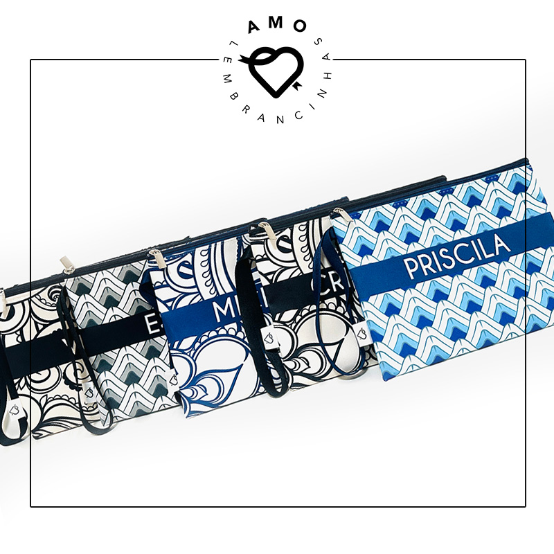 1 amo-lembrancinhas-personalizadas-infantis-brinde-corporativo-carteira-clutch-porta-documentos-viagem-presente-professores-viagem