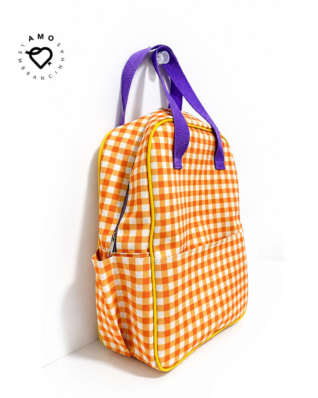 amo-lembrancinhas-personalizadas-infantis-lembrancinha-festa-sao-paulo- bolsa-frasqueira-mochila-xadrez-lilas
